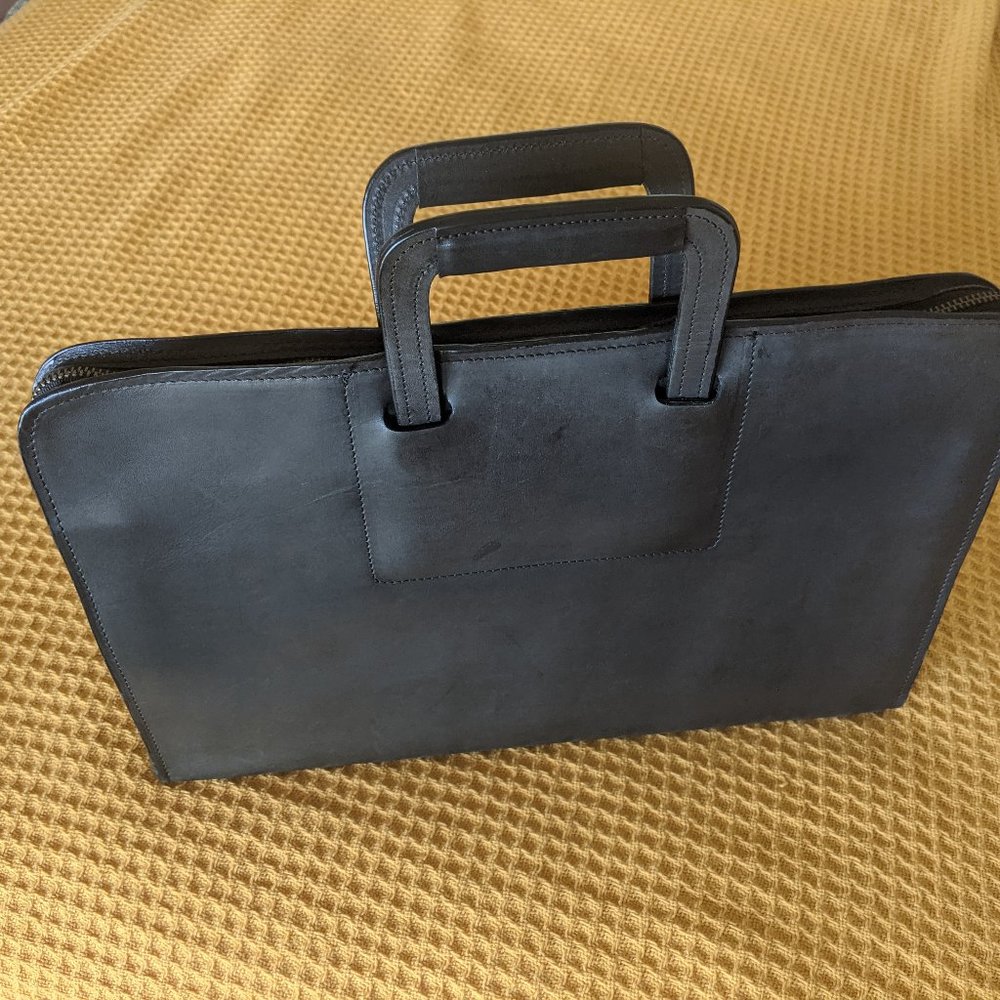 Schlesinger Classics Black Leather Portfolio or Folio Style Briefcase
